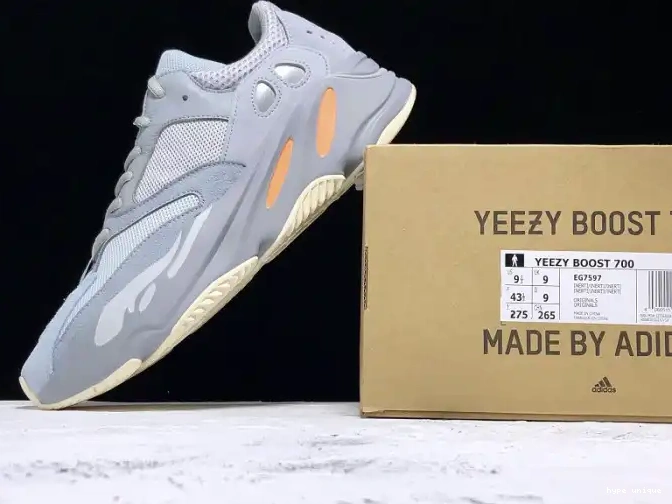 hype EQ7597 Adidas 700 Yeezy Boost Inertia